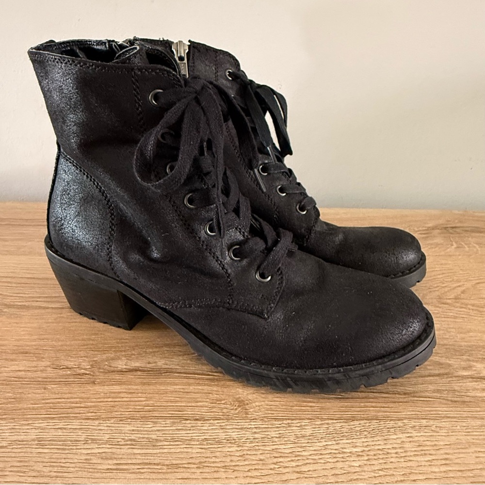 American Eagle Outfitters Black Lace Up Combat Boots Size 6 Faux Leather Zip